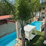 Alojamento de Acomodação e Pequeno-almoço Corte Vena 3*