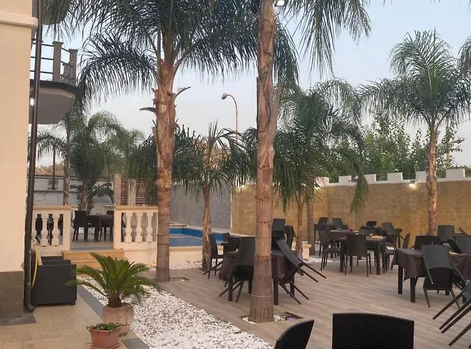 לינה וארוחת בוקר Corte Vena 3*